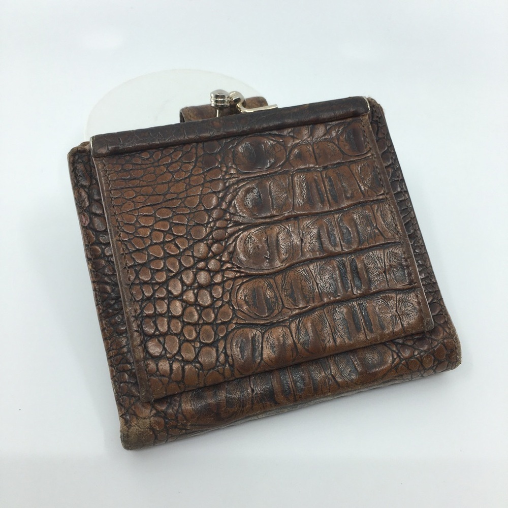 Vintage Brahmin Brown Croc-Embossed Leather Wallet Square - Picture 9 of 9